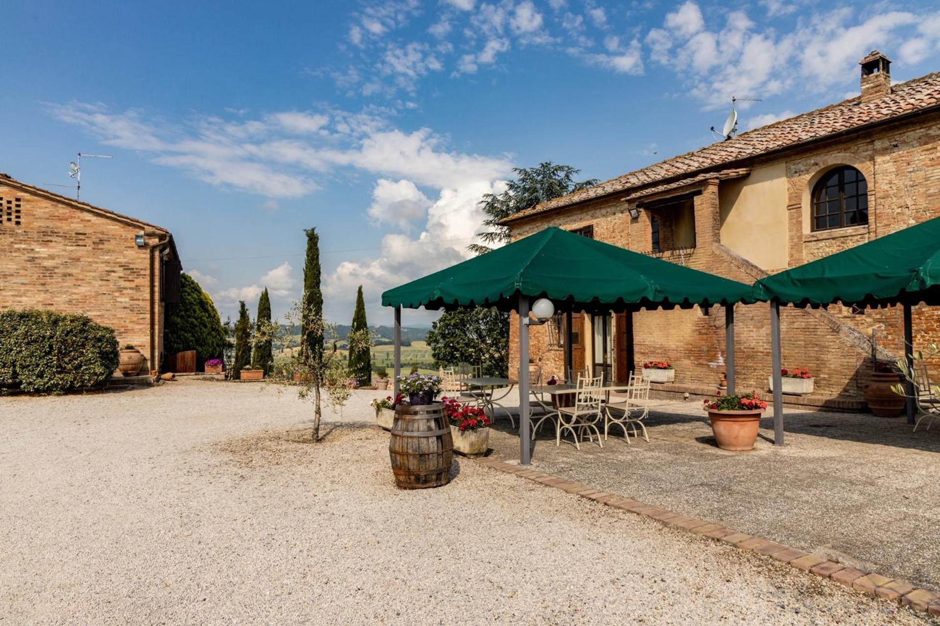 Agriturismo Percenna ブオンコンヴェント エクステリア 写真